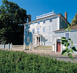 Lesser Known Treasures of the The Moffatt-Ladd House and Garden Portsmouth, New Hampshire by Barbara McLean Ward