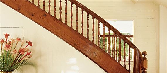Lifestyle: French Island Elegance by Michael Connors with photography by Bruce Buck
