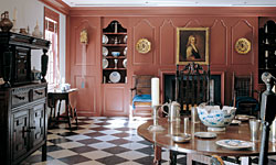 Click Here for Enlarged Version The Murphy Room, 1620-1730. Photography by Miguel Flores-Vianna.