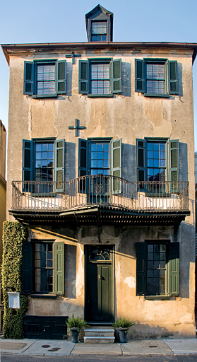 Fig. 7: One of the earliest surviving examples of the vernacular Charleston “single house” form, the William Vanderhorst House, ca. 1740, is preserved in its original configuration with its central entry on the street. Photography by Carrie Naas.