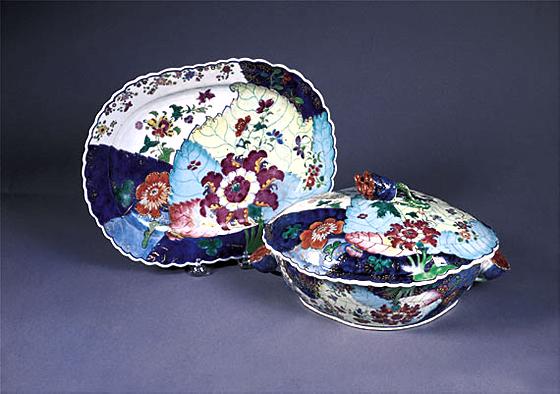 Rare Tobacco Leaf Design Soup Tureen and Plate