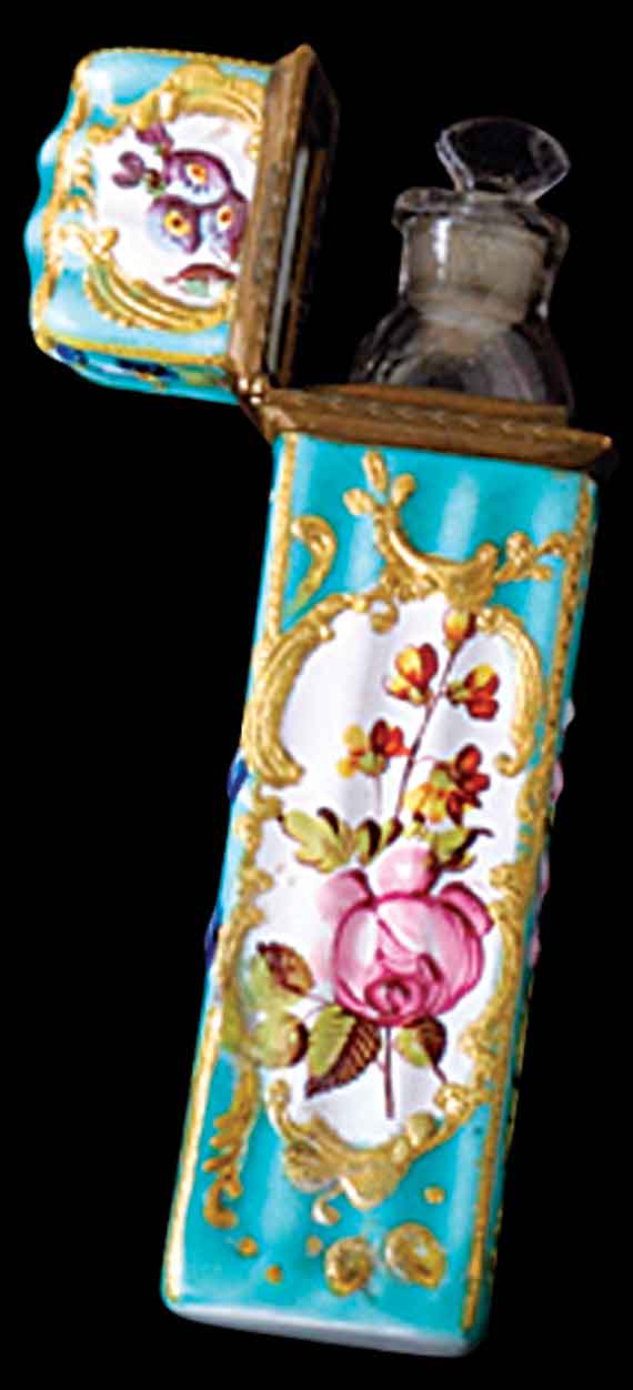 A Scent Bottle Holder with Original Bottle