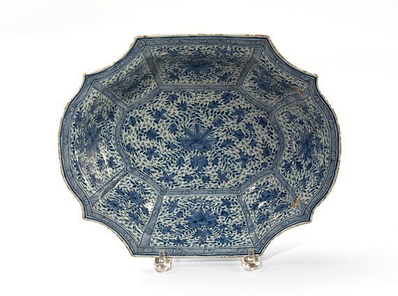 Rare octagonal Blue and White Bowl