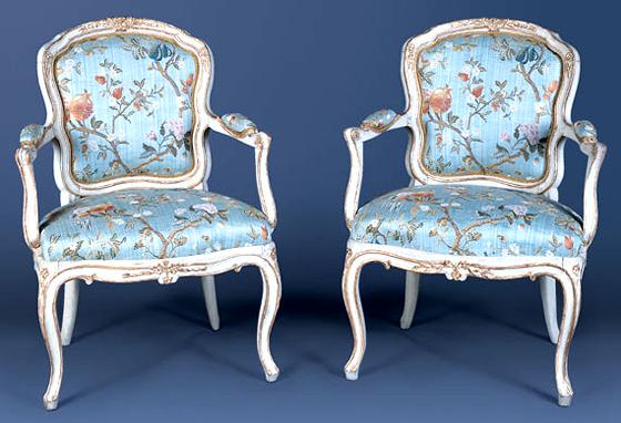 Pair of Louis XV Fateuils