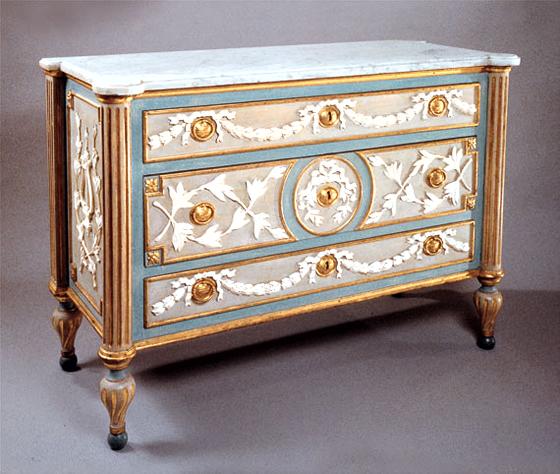 Chest of Drawers