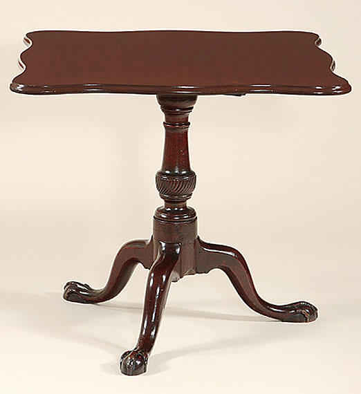 Chippendale Mahogany Tilt-Top Tea Table
