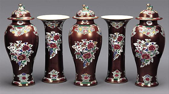 A Batavia (Cafe-Au-Lait) Garniture