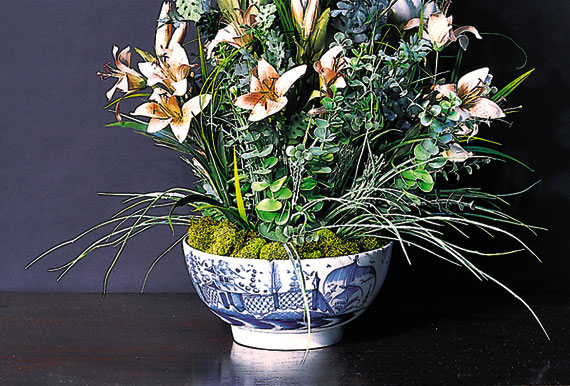Pearl-Ware Punch Bowl
