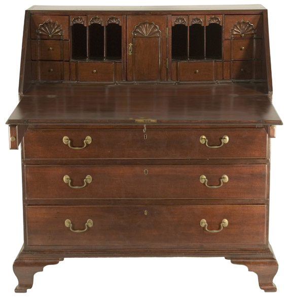 A Chippendale slant front desk, Rhode Island, 1780