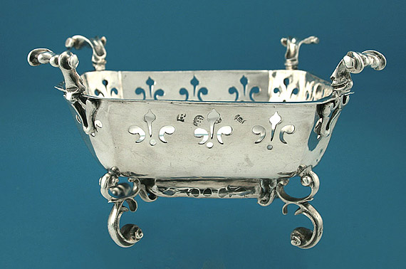 RARE CHARLES II SILVER BRAZIER Mark of B